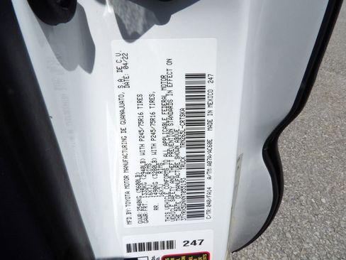Used 2022 Toyota Tacoma SR RWD image 57