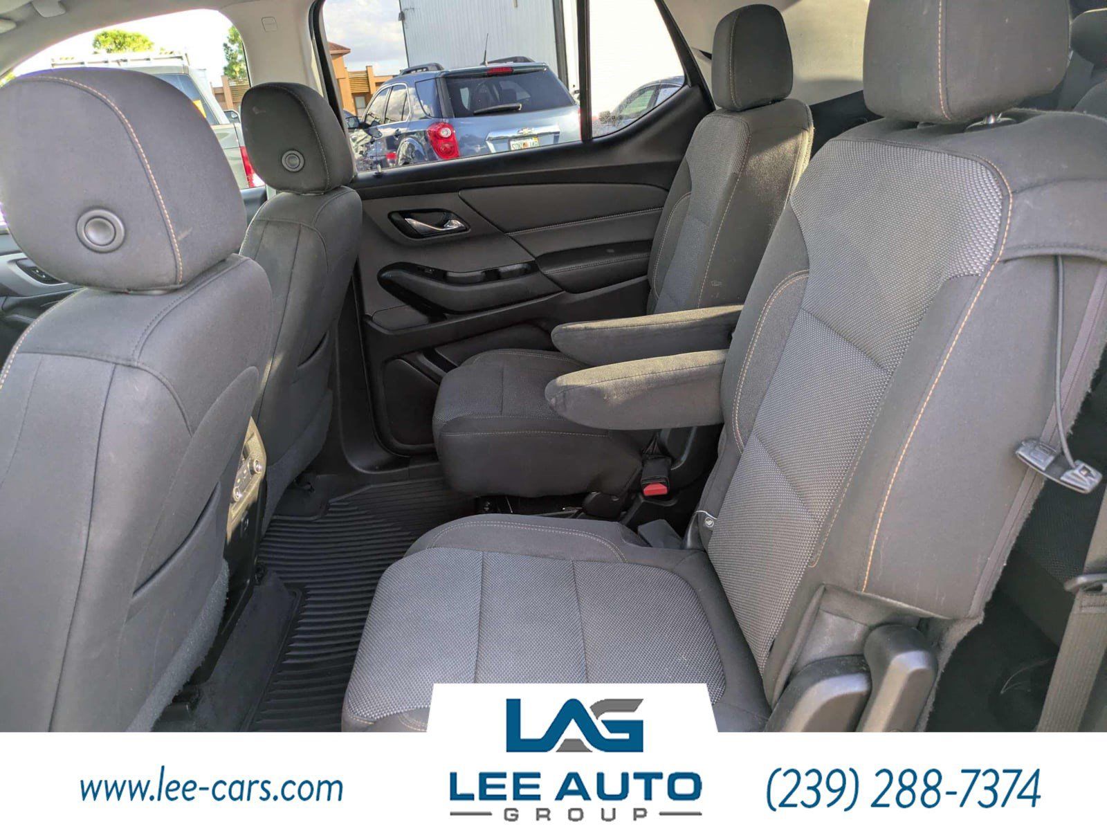 Used 2019 Chevrolet Traverse LT FWD image 12