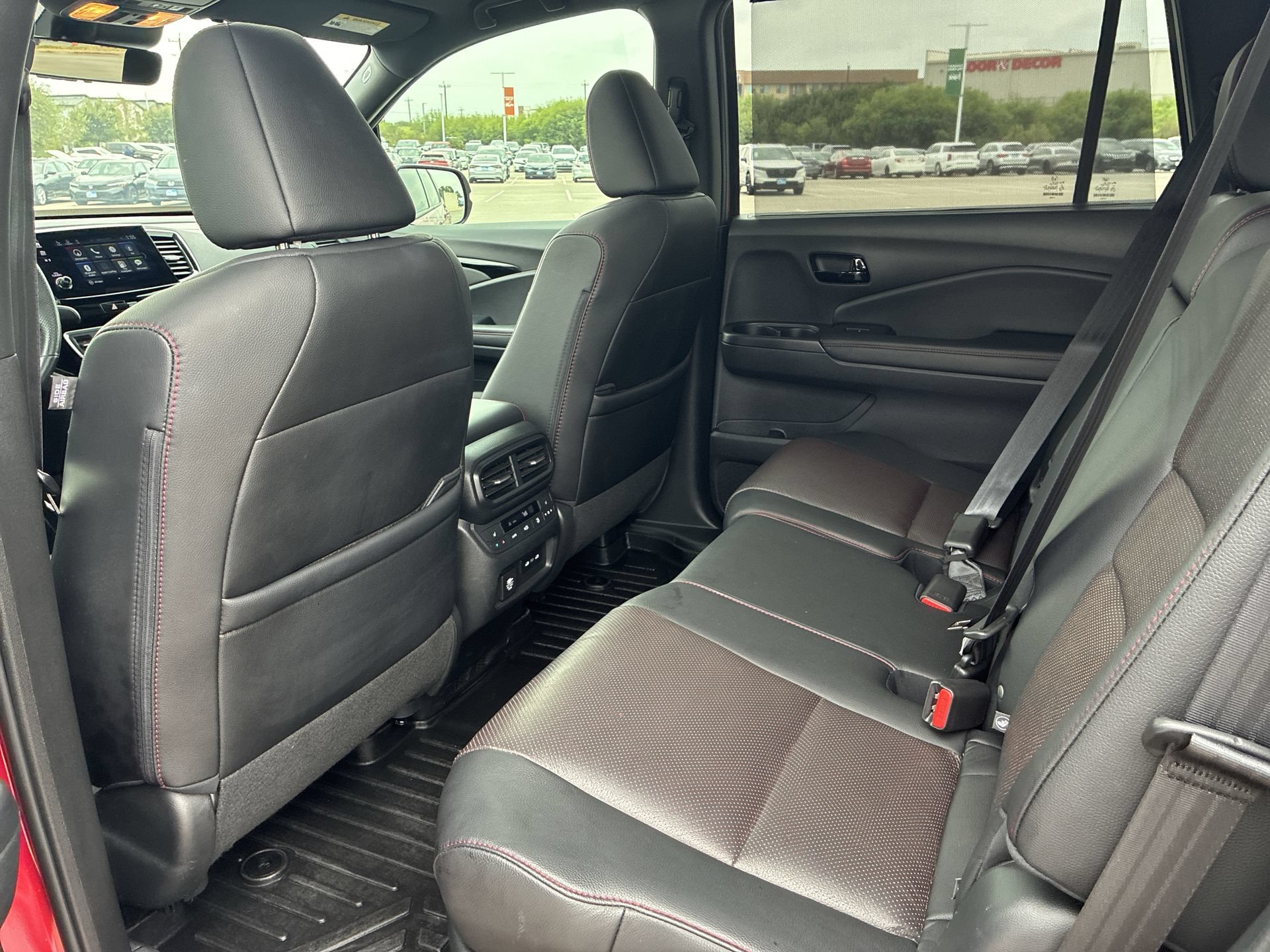 Certified 2024 Honda Passport Black Edition image 21
