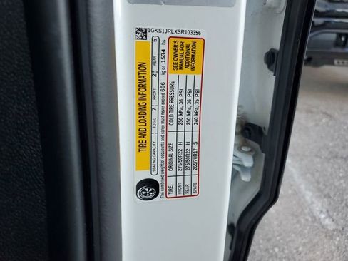 Used 2025 GMC Yukon XL Denali w/ Denali Reserve Package RWD image 30