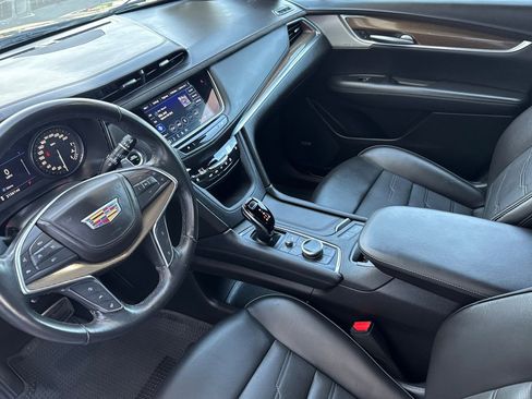 Used 2023 Cadillac XT5 Sportv w/ Platinum Package AWD/4WD image 10