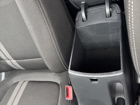 Used 2024 Hyundai Venue SEL FWD image 30