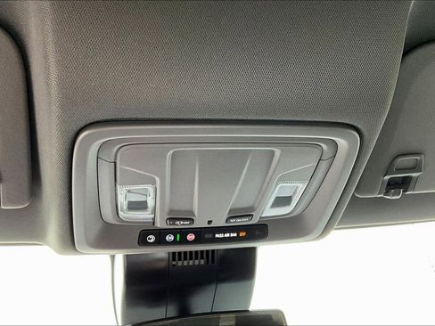 Used 2026 Chevrolet Silverado 1500 Custom AWD/4WD image 18