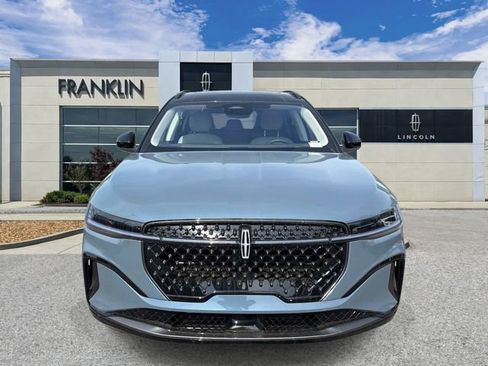 New 2026 Lincoln Nautilus Reserve AWD/4WD image 2