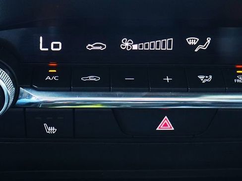 Used 2024 MAZDA MAZDA3 s image 44