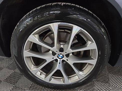 Used 2021 BMW X5 xDrive40i w/ Premium Package AWD/4WD image 16