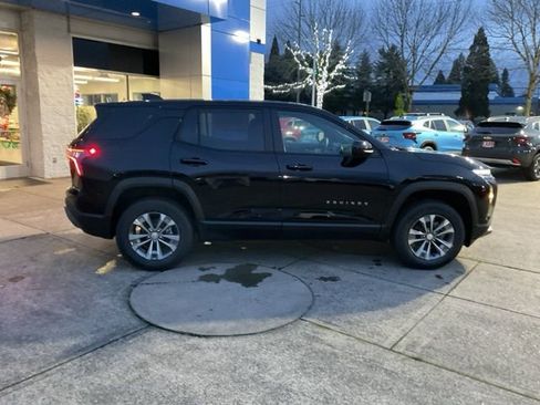 New 2026 Chevrolet Equinox LT AWD/4WD image 10