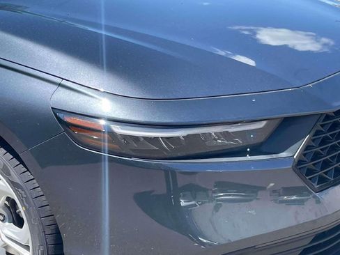Used 2023 Honda Accord LX image 9