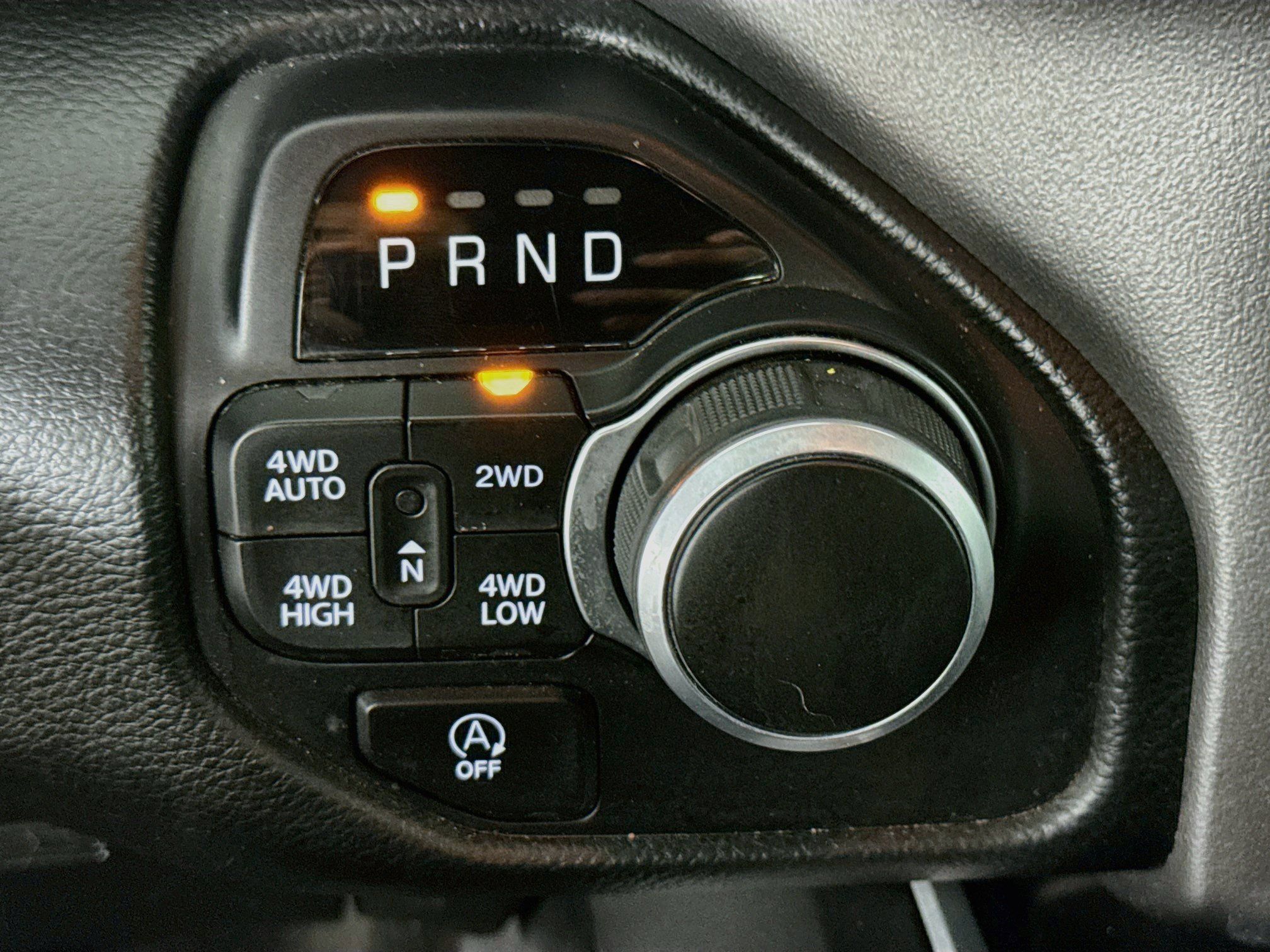 Used 2023 RAM 1500 Big Horn AWD/4WD image 18