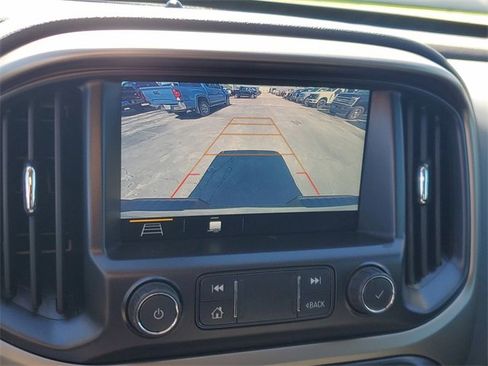 Used 2020 Chevrolet Colorado Z71 image 25