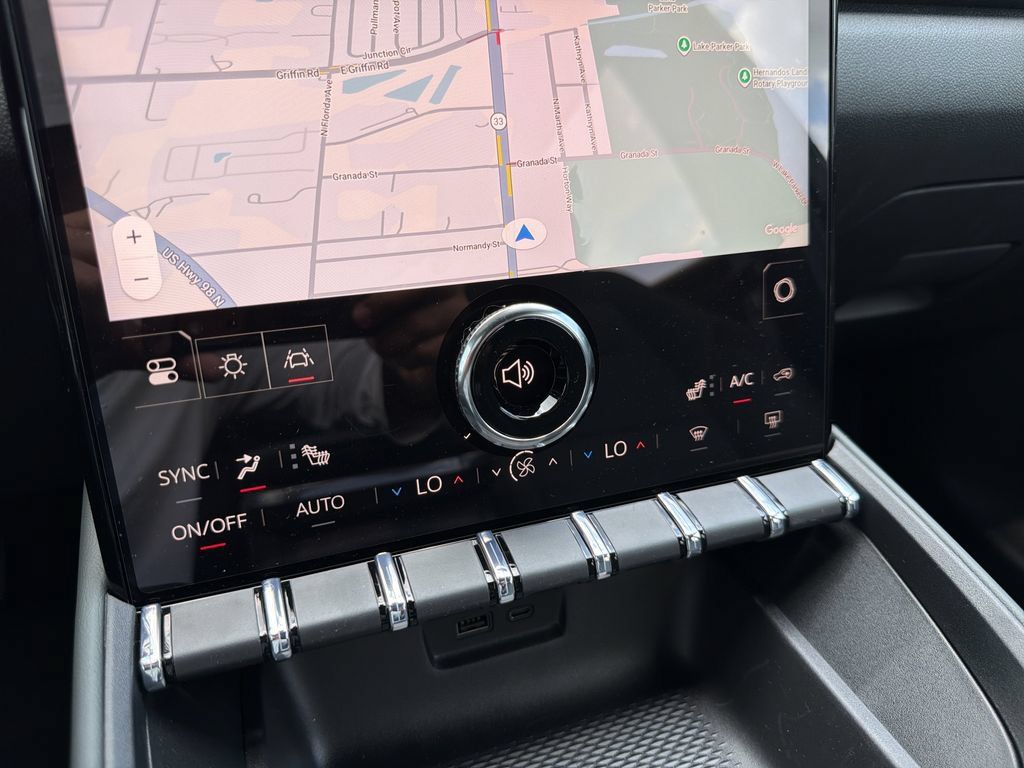 New 2027 GMC Terrain AT4 w/ Technology Package II AWD/4WD image 27