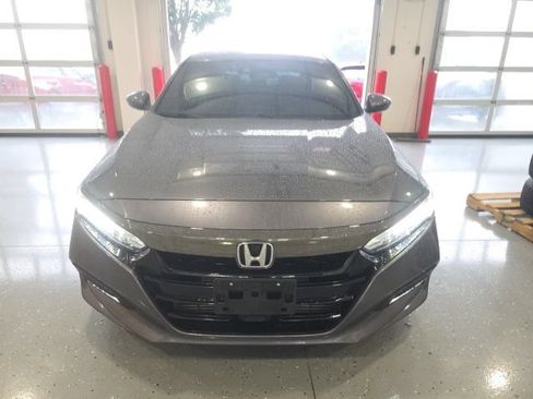 Used 2020 Honda Accord Sport image 2