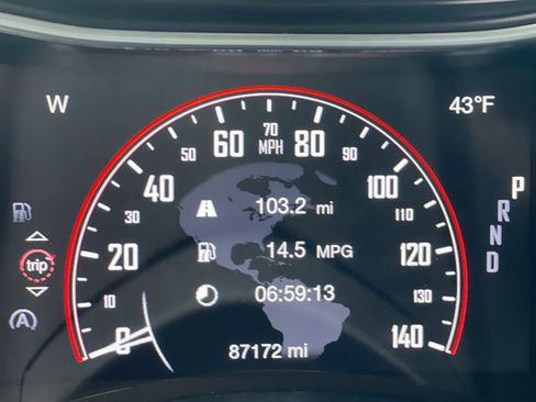 Used 2020 Dodge Durango SXT w/ Trailer Tow Group IV AWD/4WD image 4