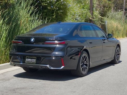 New 2025 BMW 750e xDrive image 5