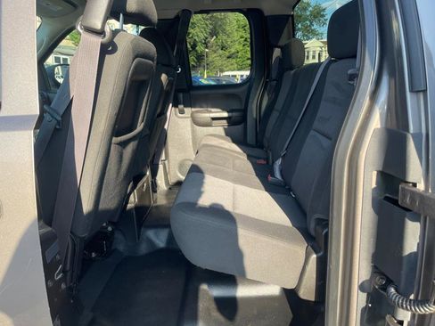 Used 2012 Chevrolet Silverado 1500 LT AWD/4WD image 12