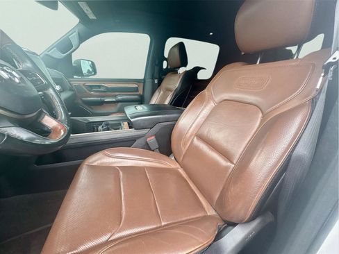 Used 2019 RAM 1500 Limited AWD/4WD image 11