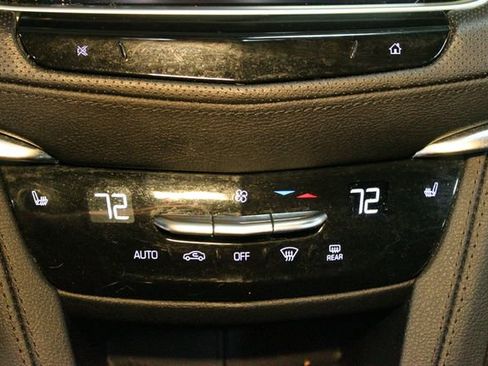 Used 2022 Cadillac XT5 Premium Luxury w/ Technology Package image 29