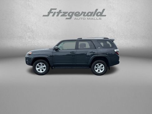 Used 2024 Toyota 4Runner SR5 Premium AWD/4WD image 5
