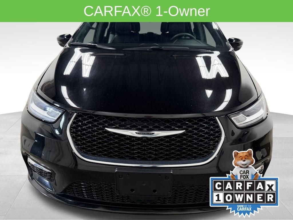 Used 2025 Chrysler Pacifica Select FWD image 4