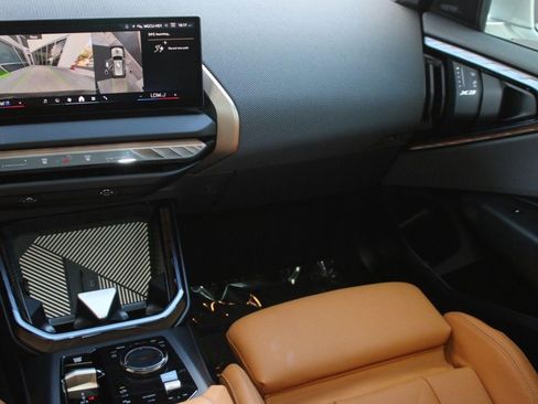 Used 2025 BMW X3 xDrive30i w/ Premium Package image 30