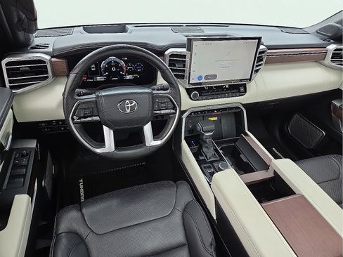 Used 2024 Toyota Tundra Capstone AWD/4WD image 11