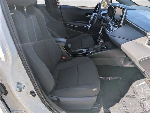 Used 2020 Toyota Corolla SE image 18