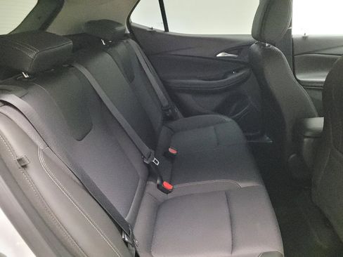 Used 2025 Buick Encore GX Preferred FWD image 19