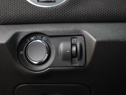 Used 2013 Chevrolet Cruze LT FWD image 39