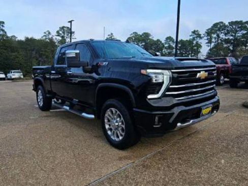 Certified 2025 Chevrolet Silverado 2500 LT w/ Z71 Chrome Sport Edition image 2