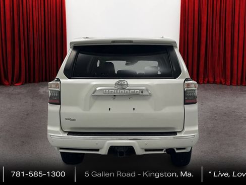Certified 2021 Toyota 4Runner Limited AWD/4WD image 6