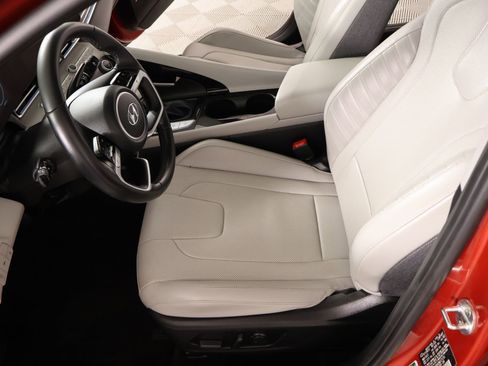 Certified 2021 Hyundai Elantra Limited FWD image 12