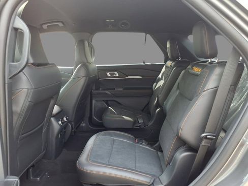 New 2026 Ford Explorer Tremor image 5