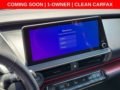Used 2026 Toyota Prius Plug-In Hybrid FWD image 30