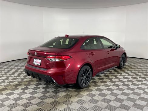 Used 2023 Toyota Corolla SE w/ SE Premium Package image 23