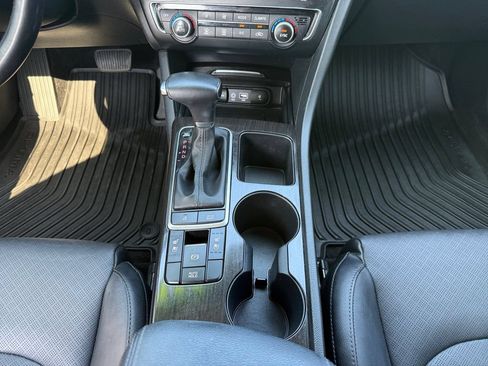 Used 2020 Kia Optima Premium FWD image 15