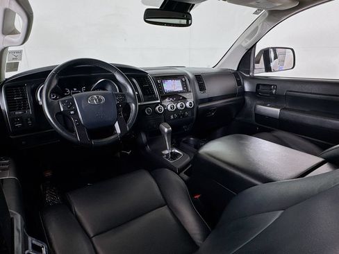 Used 2019 Toyota Sequoia TRD Sport w/ TRD Sport Premium Package AWD/4WD image 34