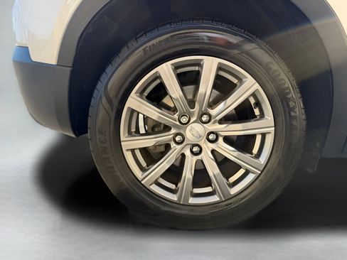 Used 2019 Cadillac XT4 Premium Luxury AWD/4WD image 26