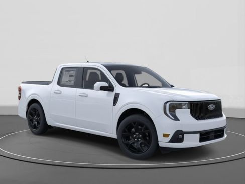New 2025 Ford Maverick Lobo image 7