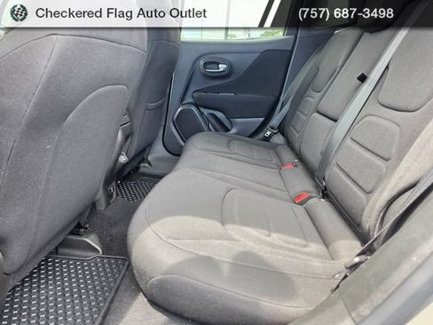 Used 2021 Jeep Renegade Latitude w/ Luxury Group I FWD image 35