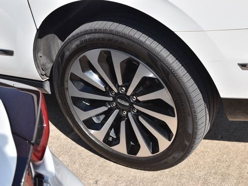 Used 2023 Lincoln Navigator L Reserve image 13