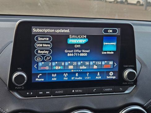 Used 2025 Nissan Sentra SV image 9