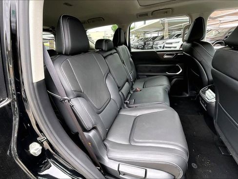 New 2026 INFINITI QX80 Luxe RWD image 21