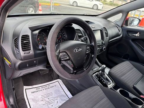 Used 2018 Kia Forte S image 22
