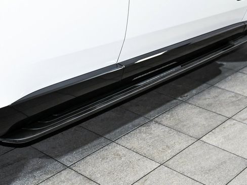 Used 2023 Land Rover Range Rover SE image 91