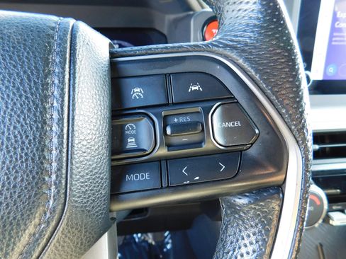 Used 2024 Toyota Tacoma TRD Off-Road AWD/4WD image 21