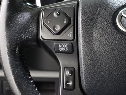 Used 2019 Toyota Sequoia Platinum AWD/4WD image 9