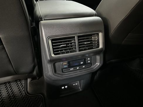 New 2026 Volkswagen Atlas SE image 36