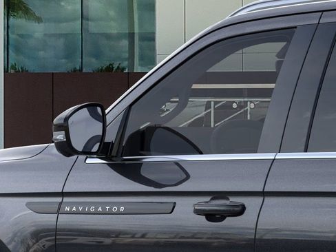 New 2025 Lincoln Navigator Black Label image 20