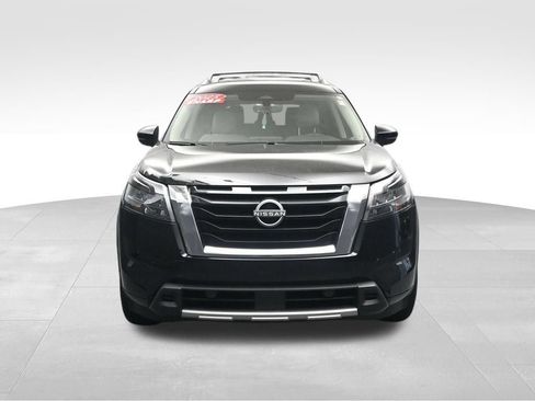 Used 2025 Nissan Pathfinder SL FWD image 8