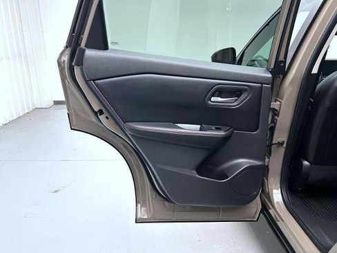 Certified 2025 Nissan Rogue SV AWD/4WD image 20